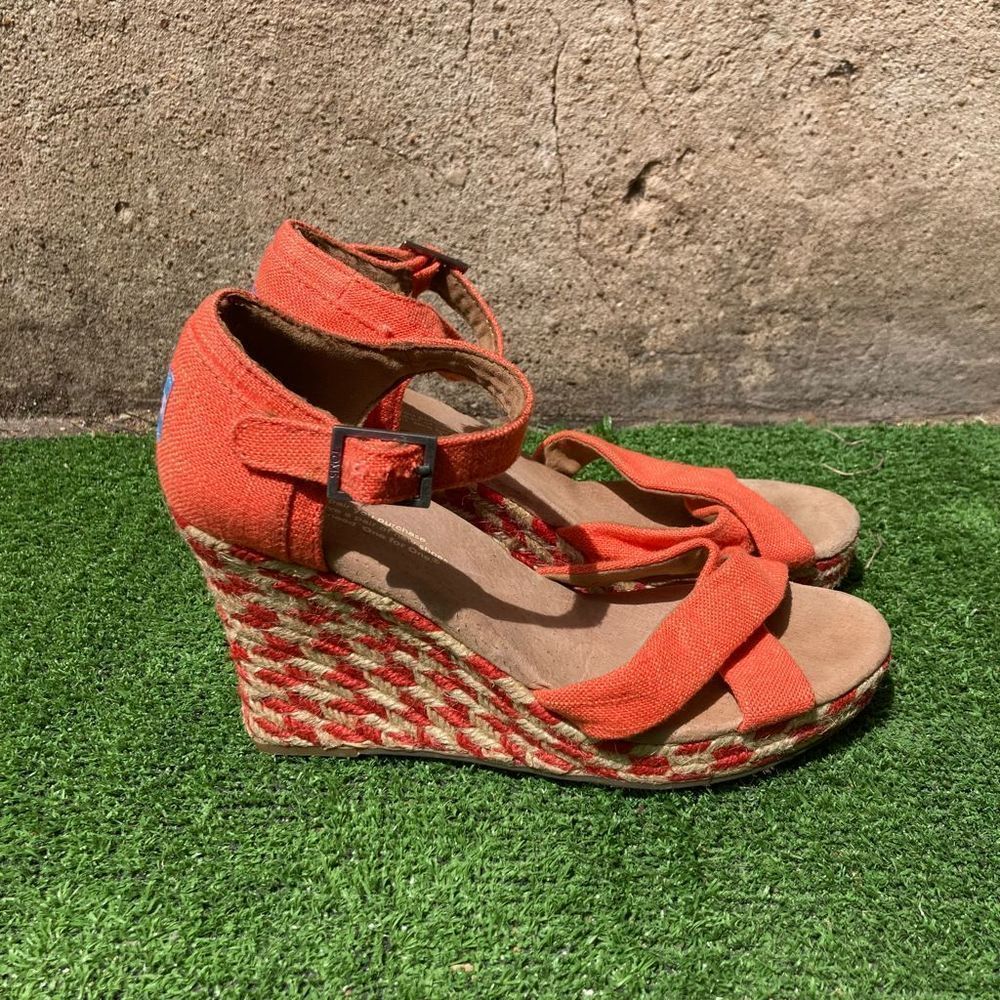 Toms wedges